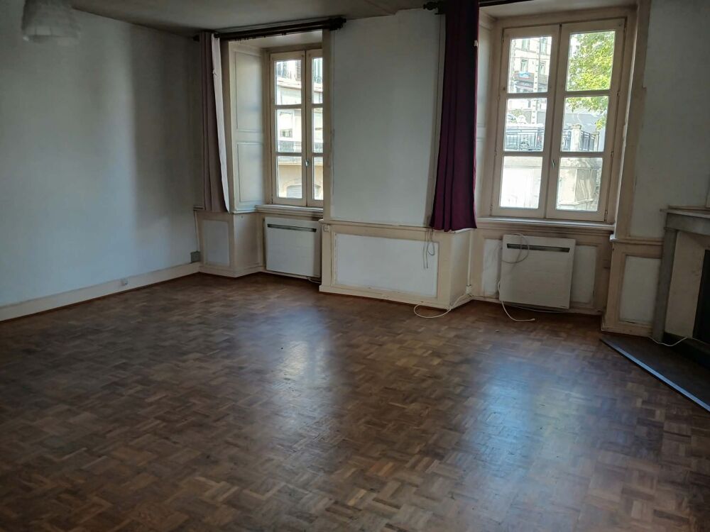Vente Appartement Appartement 2 pièces lumineux avec cachet – Idéal résidence ou investissement Thiers