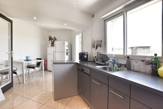  Villa  vendre 6 pices 113 m