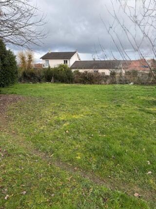  Terrain à vendre 740 m²