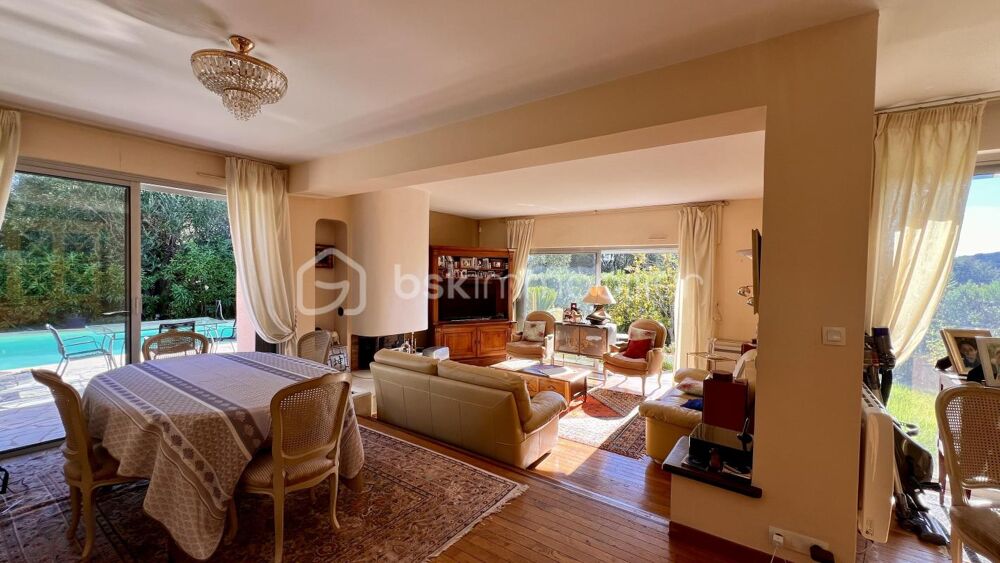 Vente Villa La Colle-sur-Loup – Villa familiale avec piscine, au calme, sans vis-à-vis La colle sur loup
