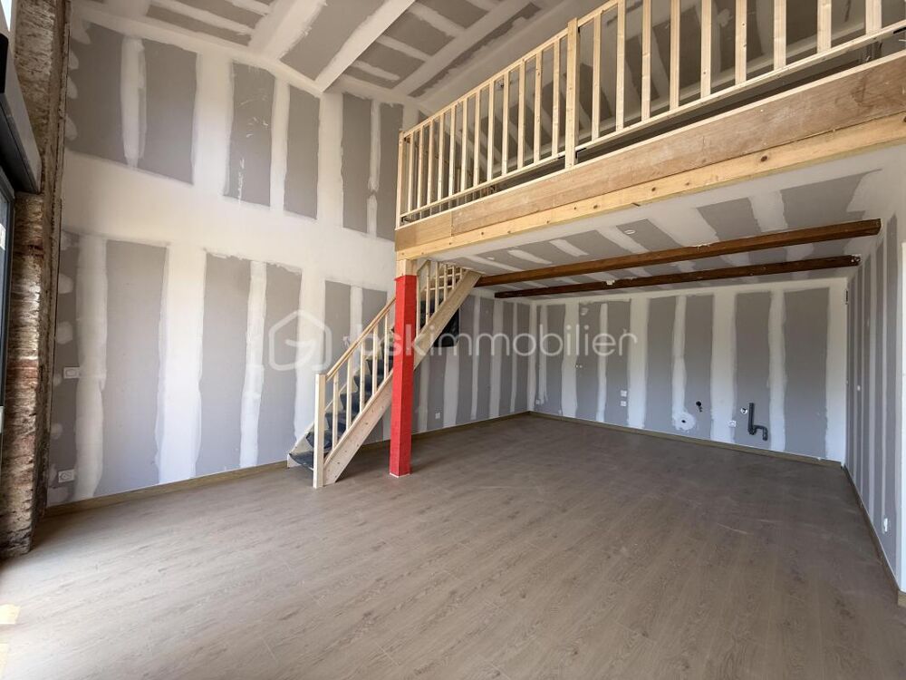 Mondonville, maison T5 d'environ 125m2 sur deux niveau entièrement refaite à neuf mitoyenne par l'arrière