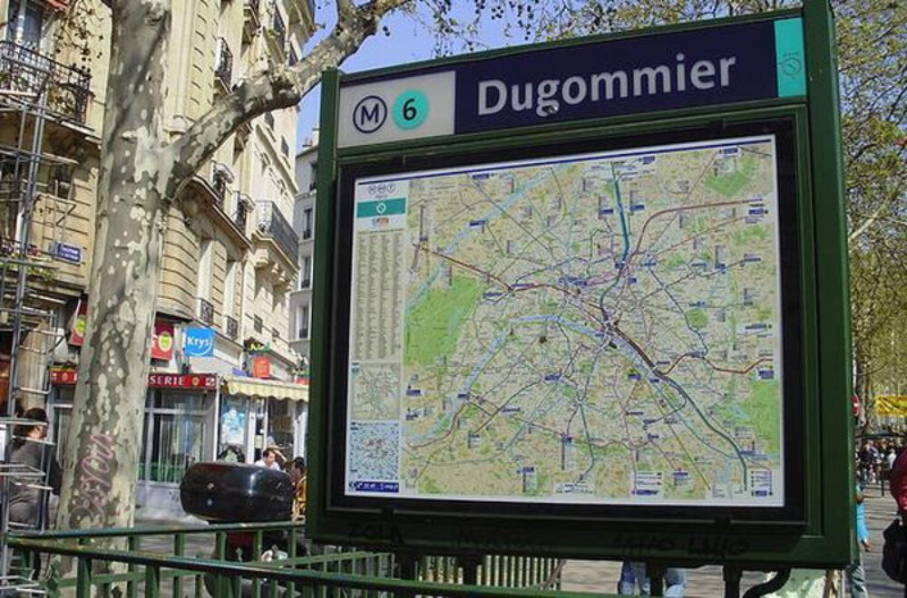 Dpt Paris (75), À Paris 12ème Arrt, Studio de 18 m2 au calme sur cour