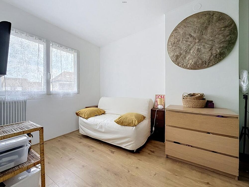 Vente Maison Charmante maison, 4 pièces , 3chambres , terrasse et jardin Villejuif