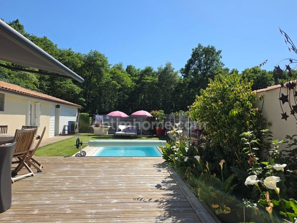 Maison 8 pièces 185 m² · à Leognan · 185 m² · 549 000 €