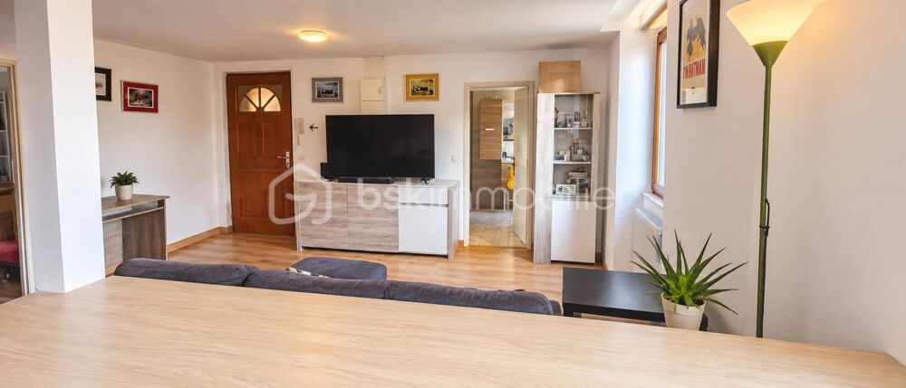Die centre  Appartement traversant et lumineux de 55 m² avec vue sur la Croix de Justin