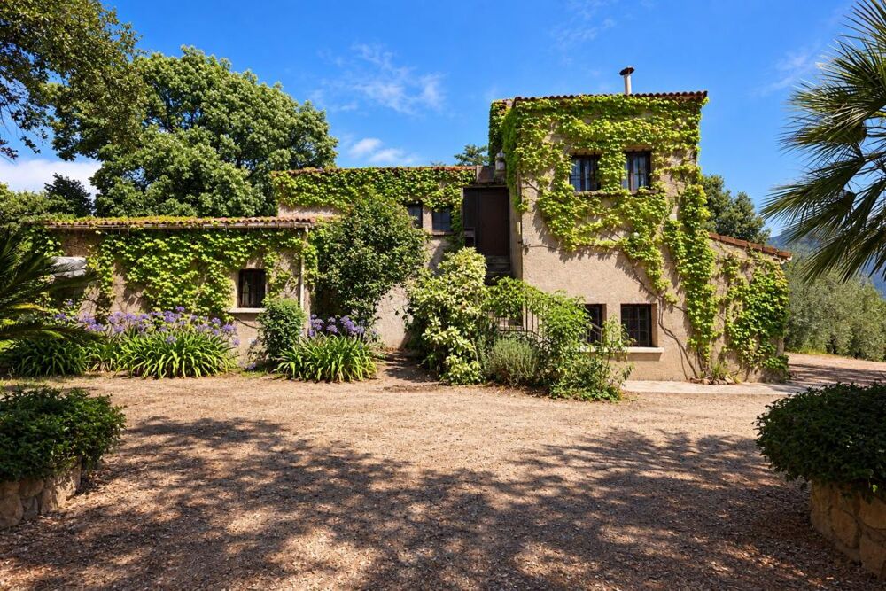 A VENDRE VILLA FAMILIALE DE 176 M² AVEC PISCINE PLAINE DE PERI