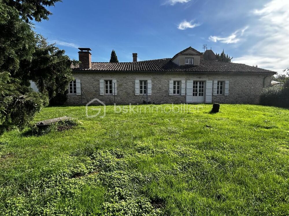 SUPERBE PROPRIETE EN PIERRES - PISCINE - TERRAIN - DEPENDANCE- CACHET