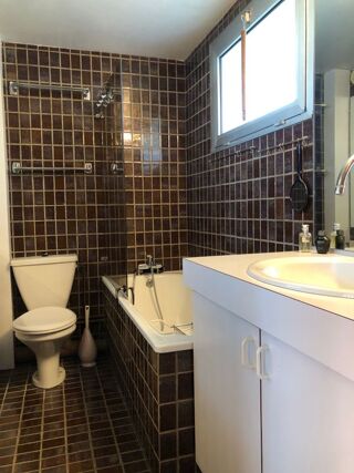  Appartement à louer 2 pièces 45 m²