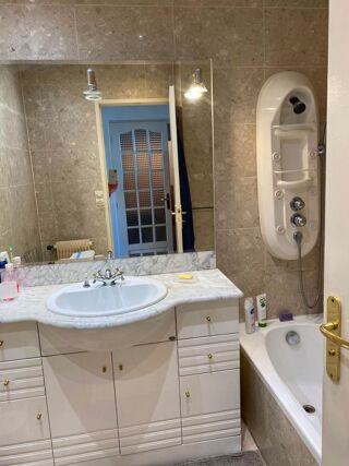  Appartement à louer 3 pièces 57 m²