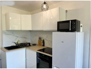  Appartement à louer 2 pièces 32 m²