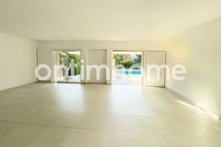  Villa � vendre 8 pi�ces 323 m�