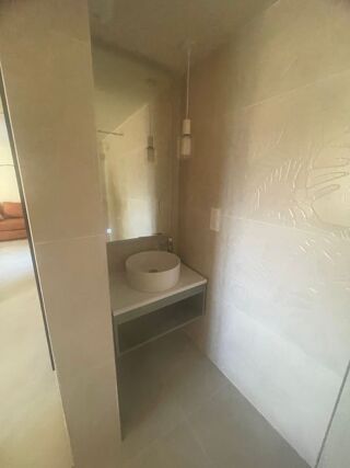  Appartement à louer 2 pièces 40 m²