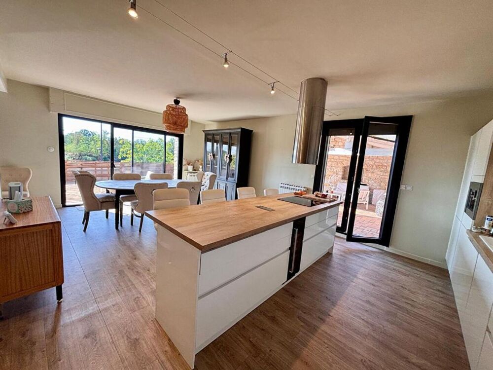 Maison Nevers 7 pièces 295 m2- Magnifique vue - Garage - 6 chambres