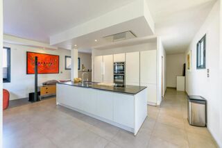  Maison à vendre 6 pièces 194 m²