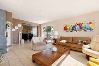  Villa à vendre 7 pièces 182 m²