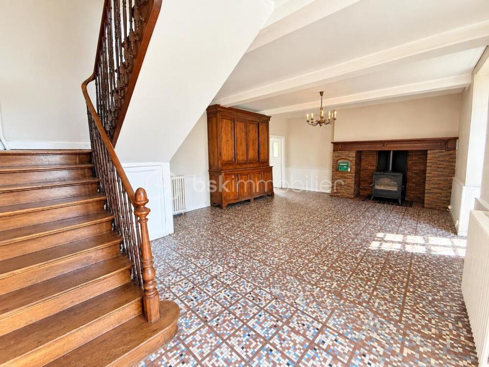 Vente Propriété/Château Lons – Authentique maison de maître béarnaise de 207 m² avec 5 chambres et nombreuses dépendances Lons