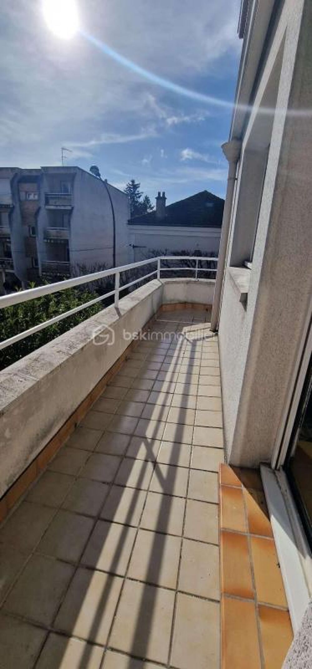 Vente Appartement Appartement lumineux avec balcon en L, idéalement situé en plein cœur du quartier Jacob à Livry-Gargan Livry gargan