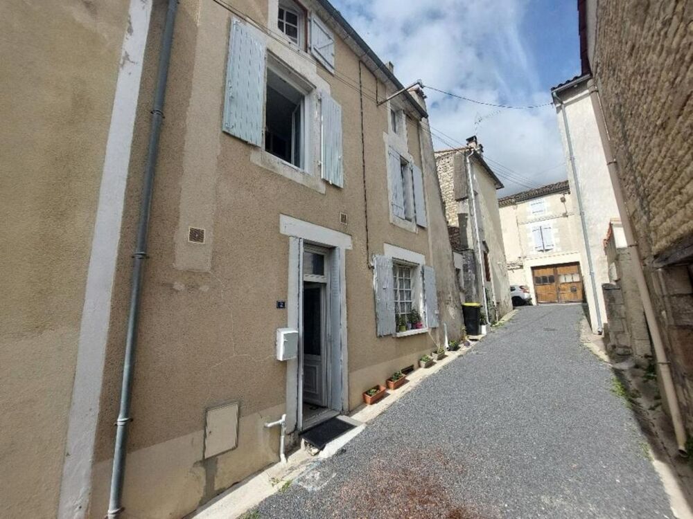 Vente Maison Maison à vendre 4 pièces MONTIGNAC CHARENTE (16) Montignac charente