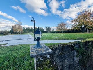  Propri�t�/ch�teau � vendre 7 pi�ces 230 m�