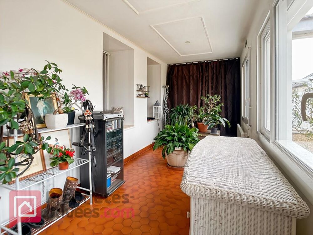 Vente Maison Maison Charmoy 6 pièces Charmoy