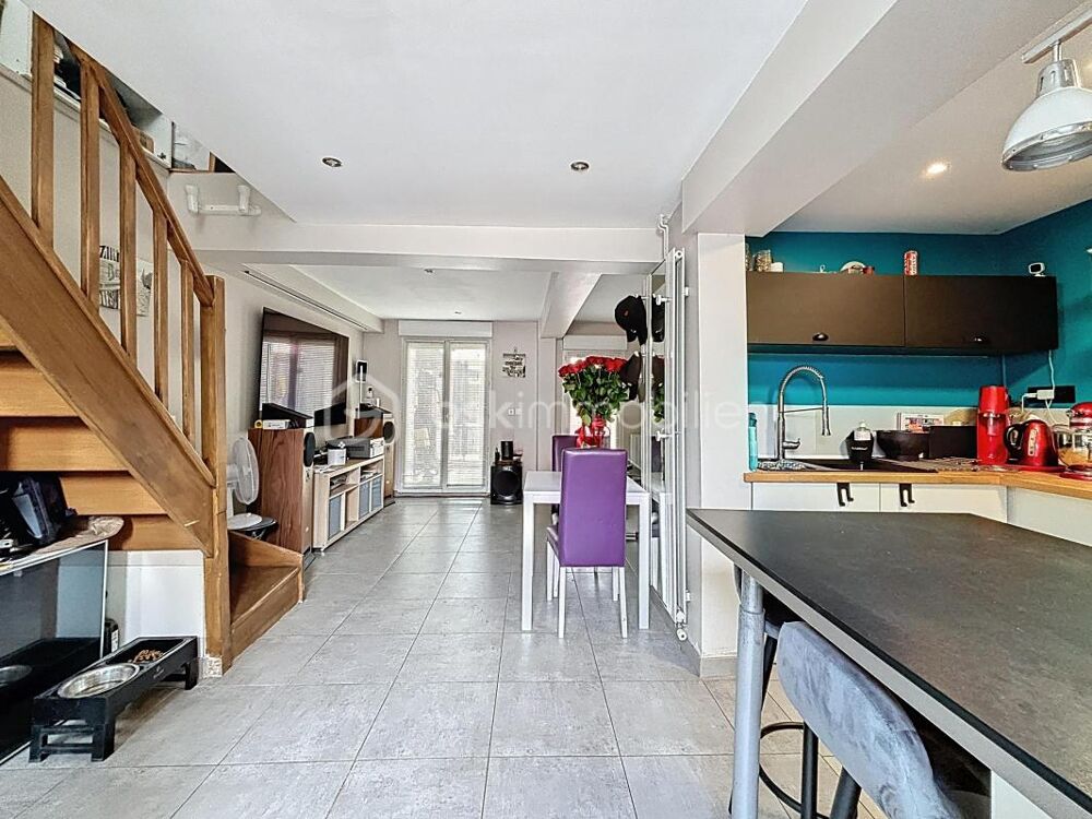 MAISON FAMILIALE 115 m²  JARDIN 350 m²  QUARTIER CALME