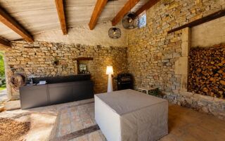  Maison à vendre 10 pièces 196 m²
