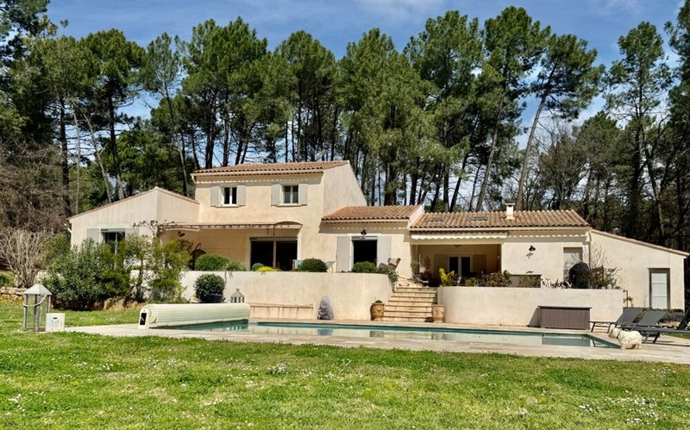 Vente Maison Maison à vendre aux portes de ROUSSILLON (84) 5 chambres, piscine, jardin paysagé Roussillon
