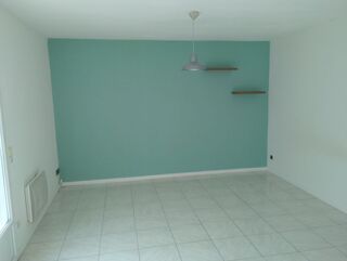  Appartement à louer 3 pièces 55 m²
