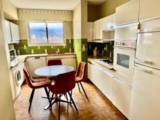  Appartement à vendre 6 pièces 148 m²