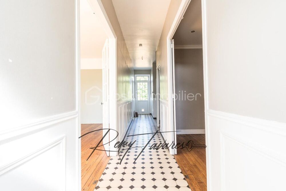EXCLUSIVITÉ - Elégante Maison en Pierre de Meulière avec Grand Jardin - 5 min à pied de la Gare