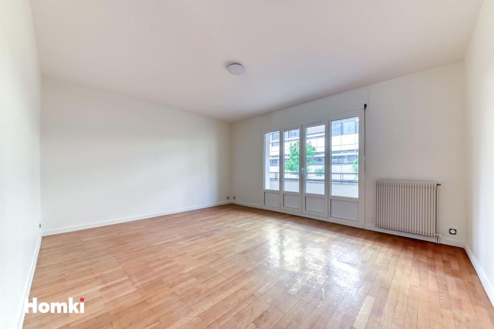 Vente Appartement À VENDRE – SPACIEUX T4 DE 101 m² AVEC BALCON – LYON 3 Lyon 3