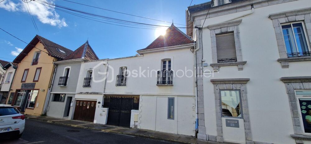 ANCIEN HÔTEL PARTICULIER EN PLEIN COEUR DE VILLE  415 M²  DÉPENDANCE  DOUBLE GARAGE  COUR INTÉRIEURE