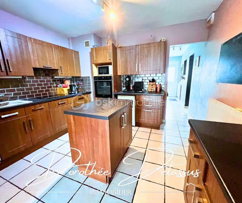 Maison familiale 133 m² avec jardin et garage  Rouvroy