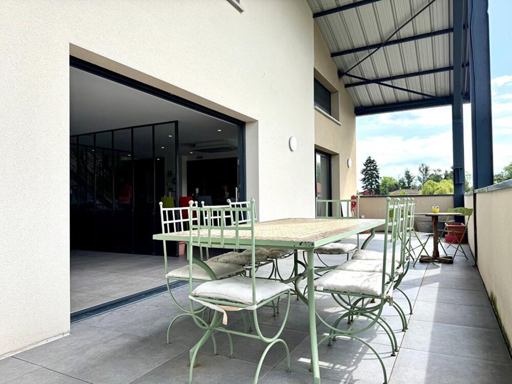 Vente Appartement BRINDAS -DUPLEX CONTEMPORAIN DE 170 M² - TERRASSE DE 45 M² DERNIER ÉTAGE Brindas