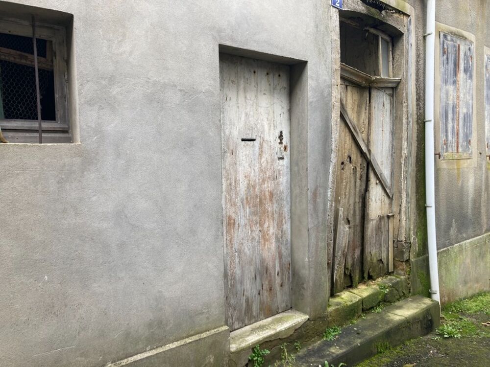 Vente Maison Maisons mitoyennes à rénover à Vic Fezensac : 140m², Garage de 90m² - Opportunité d'Investissement ! Vic fezensac