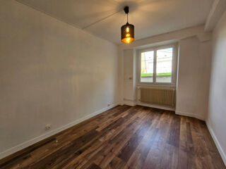  Maison  vendre 11 pices 240 m