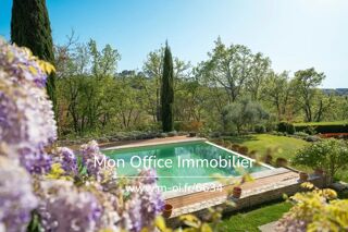  Propriété/château à vendre 8 pièces 325 m²