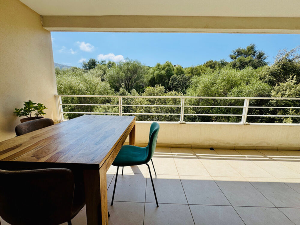 Appartement T3 lumineux avec terrasse, vue dégagée et parking  LÎle-Rousse (20)
