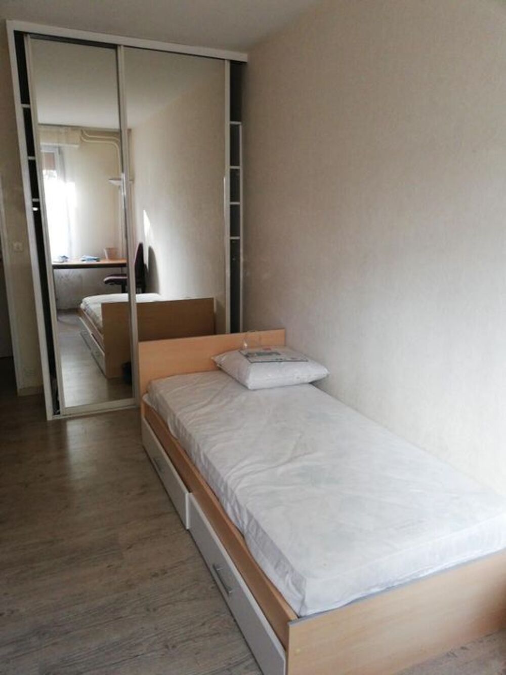 Location Appartement Chambre de 15m2 à louer sur Reims Reims