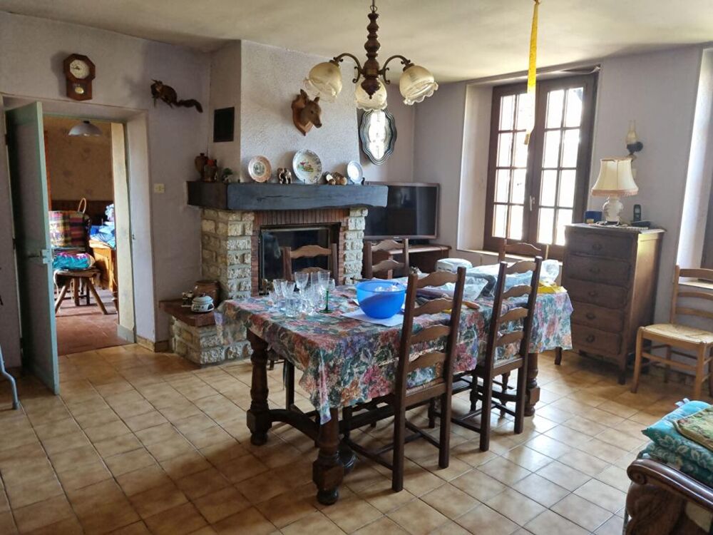 FERMETTE 70 m² avec une TRES BELLE GRANGE refaite a neuf