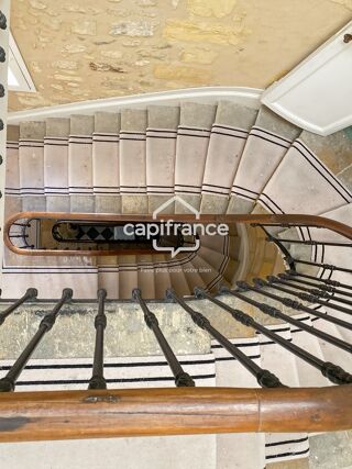  Immeuble � vendre 8 pi�ces 245 m�