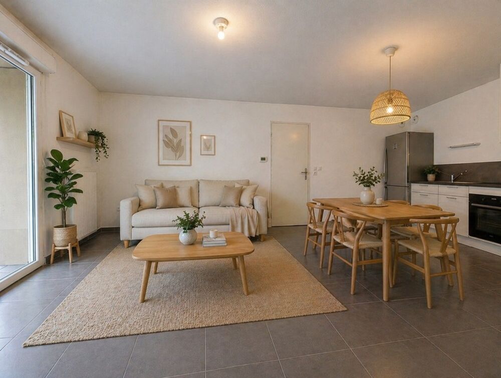 Vente Appartement Appartement à vendre 3 pièces BORDEAUX CHARTRONS (33) - Jardin 110m2, terrasse, parking, cellier Bordeaux