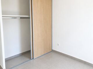  Appartement à louer 3 pièces 57 m²