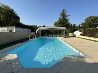  Maison  vendre 6 pices 160 m