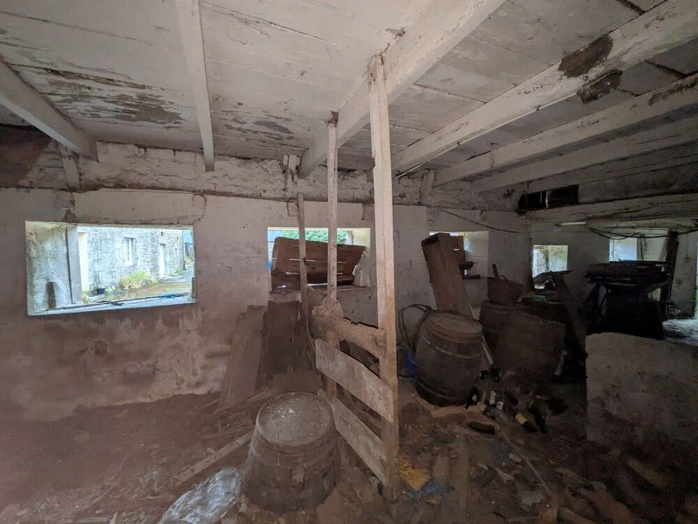 Vente Maison PLOUAY EN CAMPAGNE BÂTIMENT EN PIERRE SOUS ARDOISE ET BAC ACIER DE 75M² PARCELLE DE 380M² Plouay