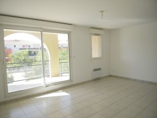  Appartement à louer 3 pièces 61 m²