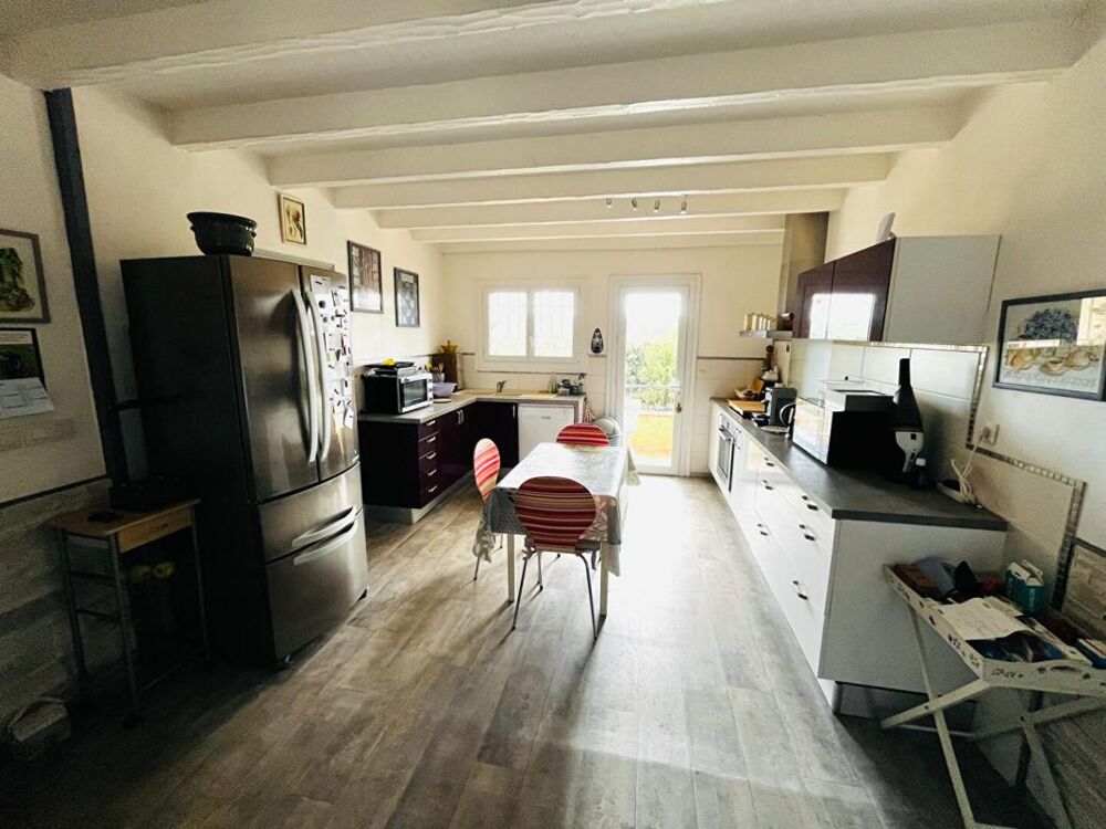 Vente Maison Maison Carcès avec appartement T2 et piscine Carces