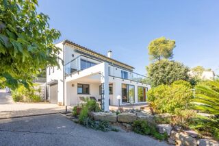  Villa à vendre 6 pièces 177 m²