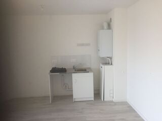  Appartement à louer 2 pièces 38 m²