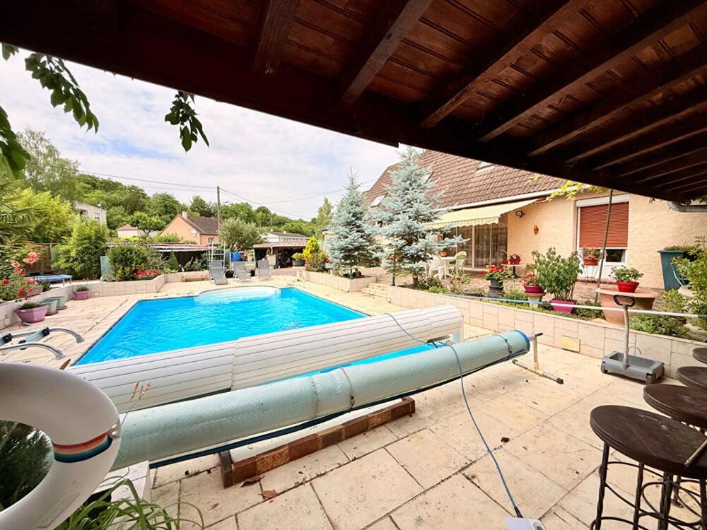 Maison de caractère 250 m² , 10 pièces sur Terrain 1000 m² à Joigny